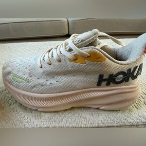 Hoka Clifton